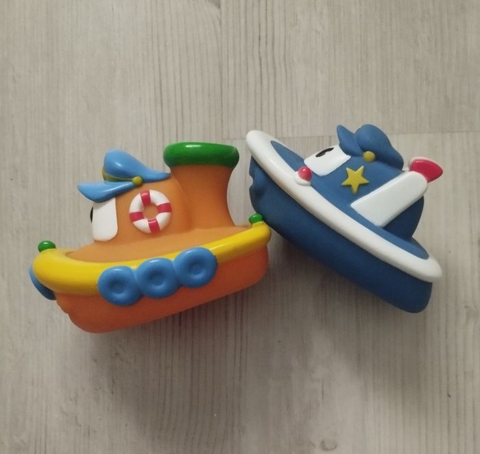Lot bateaux aspergeurs - photo numéro 3