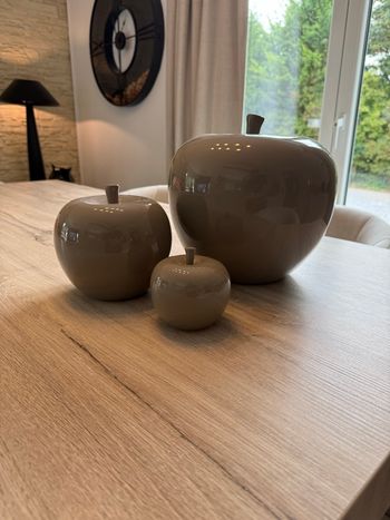 Lot 3 pommes décoratives grises – design moderne