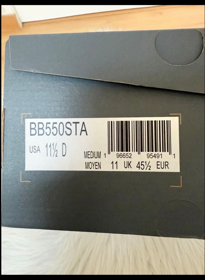 New Balance 550 cuir – Taille 45,5 – Neuf avec étiquette - photo numéro 9