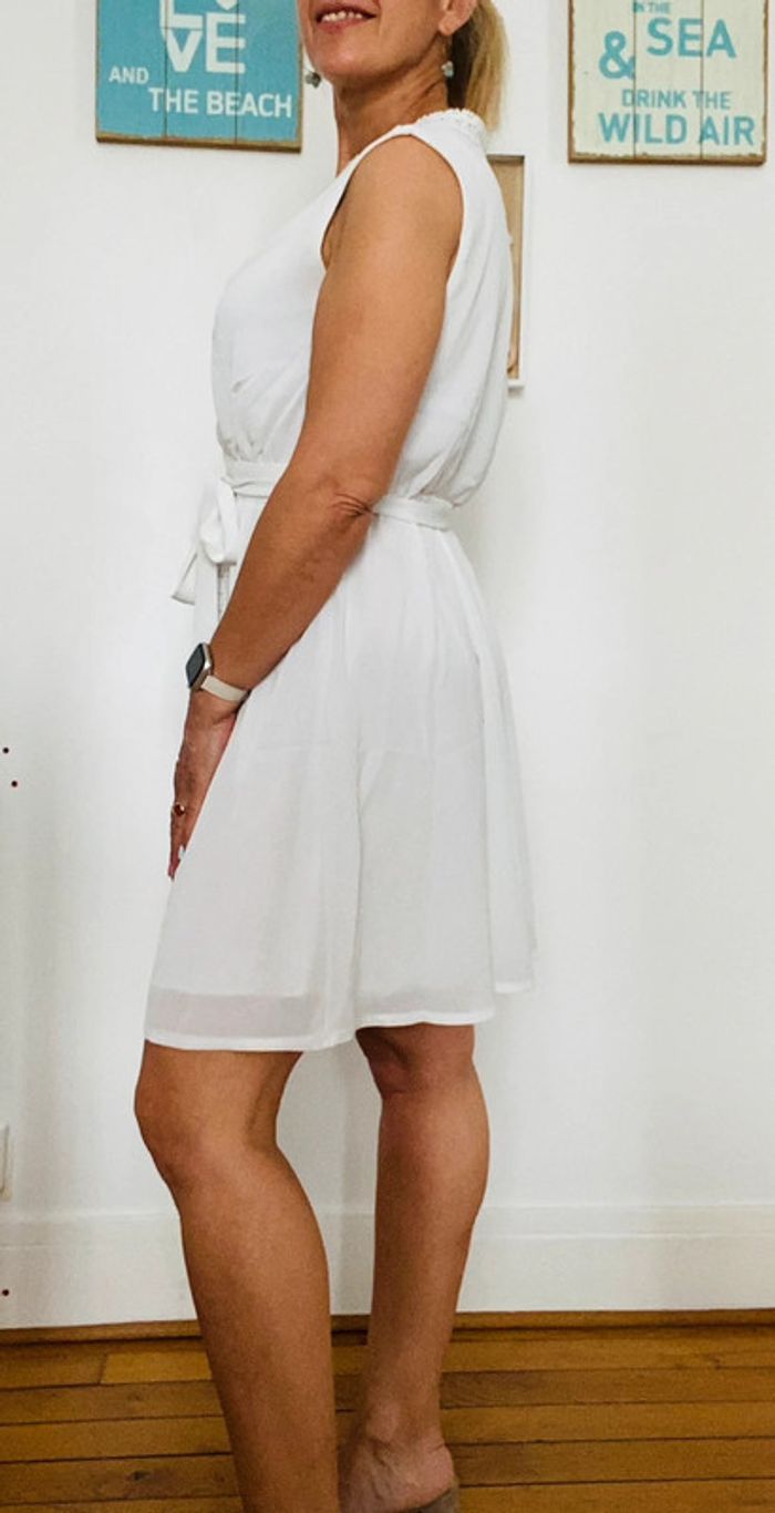 Magnifique robe blanche Lili rose S/M🌸 - photo numéro 2