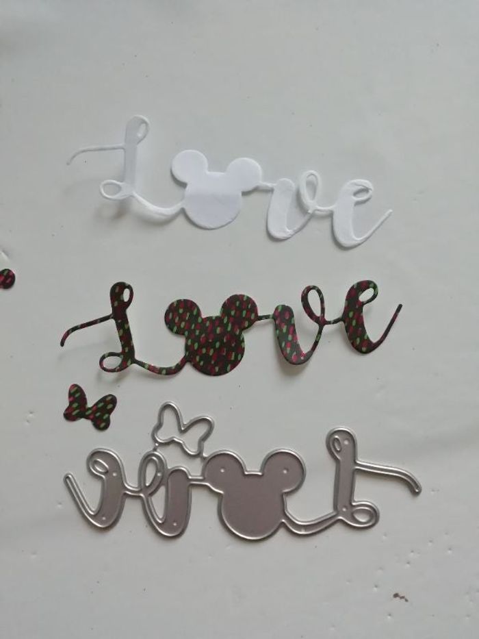 Matrice de découpe en métal NEUVE