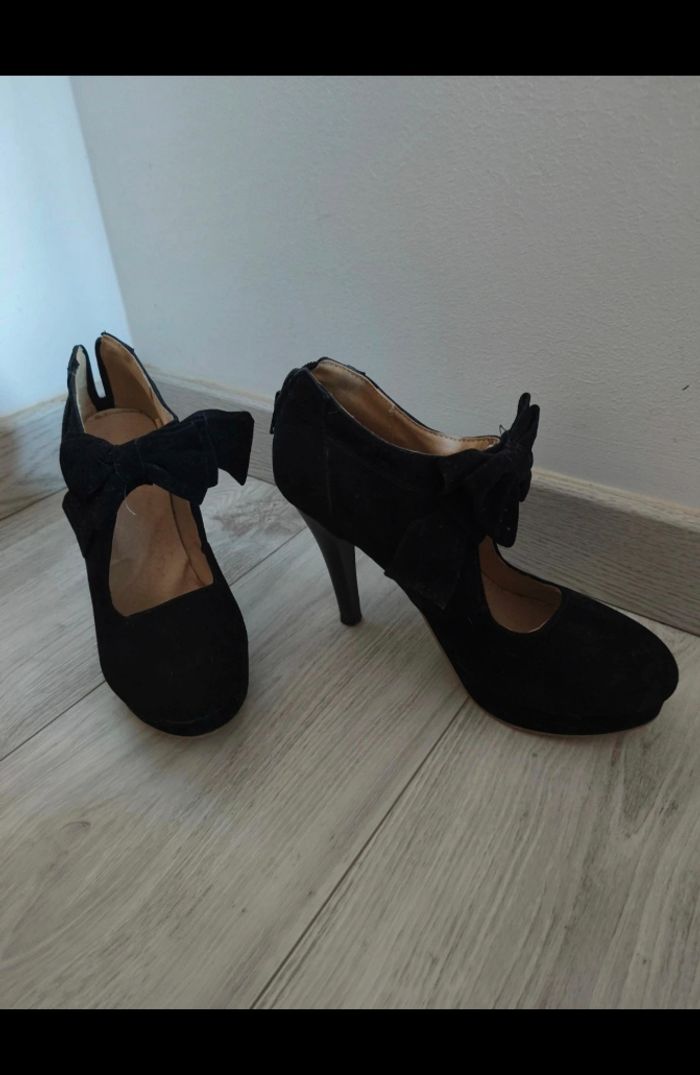 Chaussures à talons.