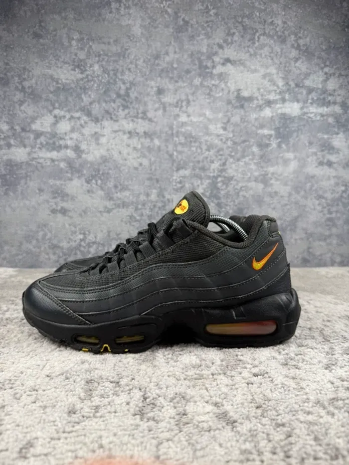Nike Air Max 95 - Anthracite Safety Orange - Black & Grey & Red & Orange - photo numéro 5