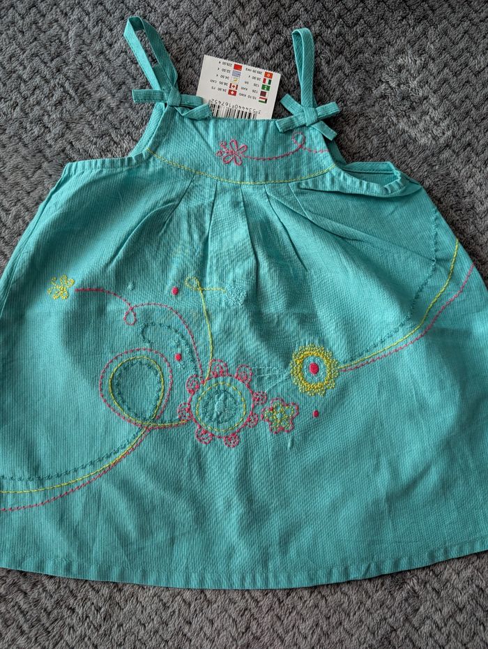 NEUF, lot de 5 robes Orchestra, 6 mois - photo numéro 3