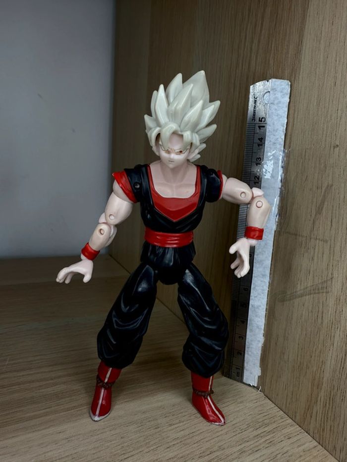 Figurine articulé dragon ball fighter goku