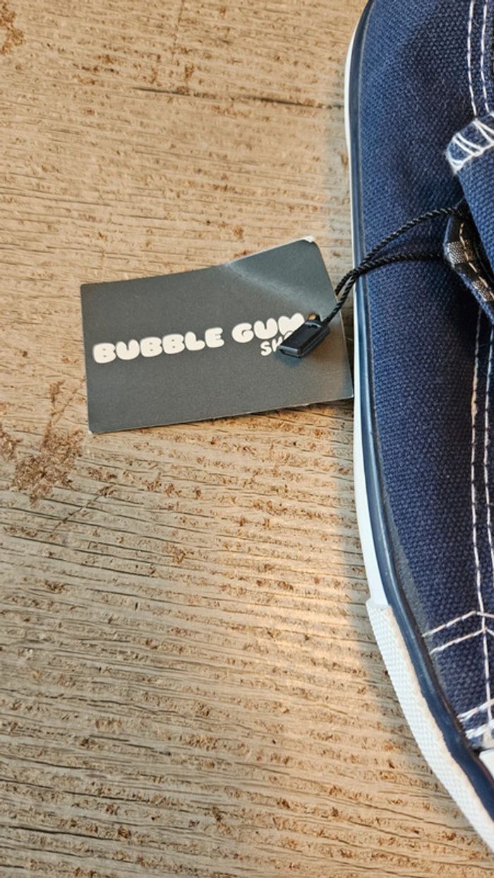 Basket basse bleu fonce et blanche, sans lacet, Bubble Gum, 34, neuve - photo numéro 5