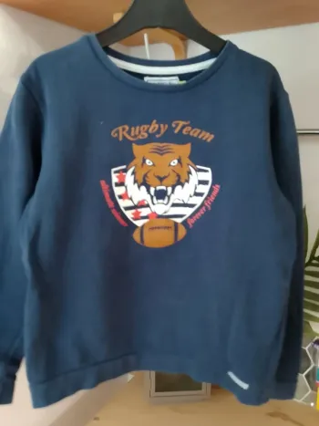 🏉 Pull type Sweat bleu marine thème rugby • 12 ans