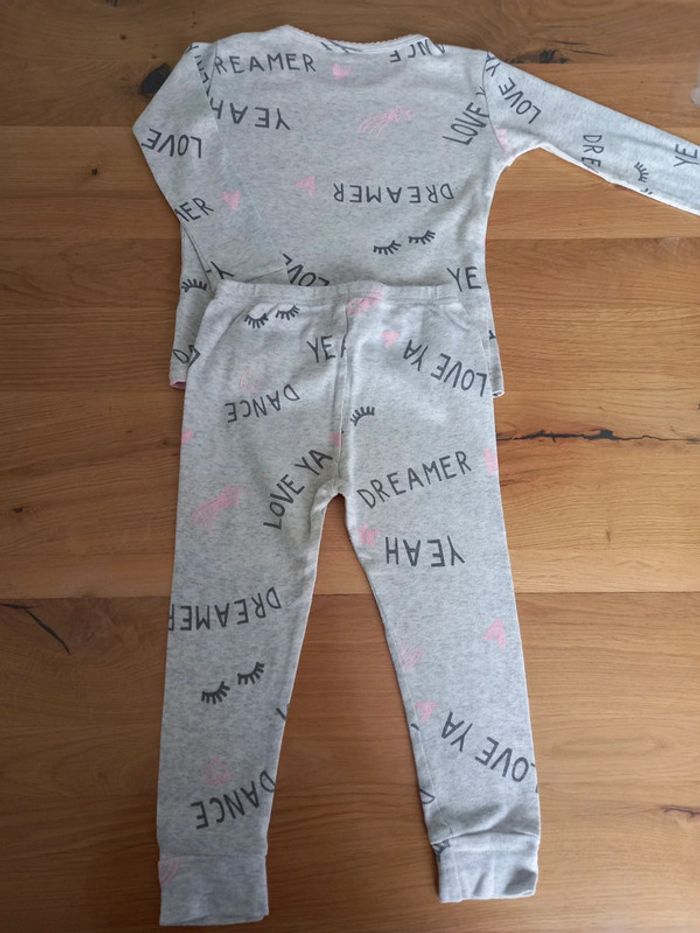 Pyjama - photo numéro 2