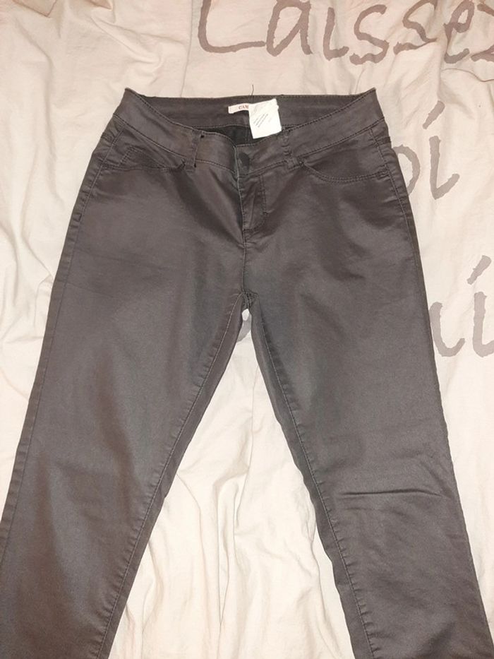 Pantalon Camaïeu gris - photo numéro 2