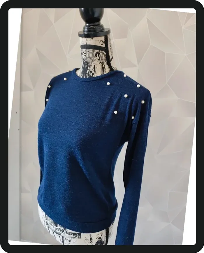 Pull avec perle - photo numéro 2