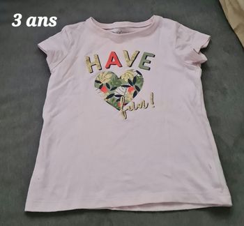 Tee shirt have fin rose