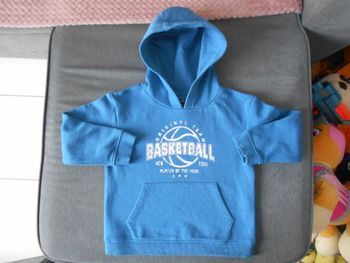 Pull, taille: 6 ans à 0,50 EURO