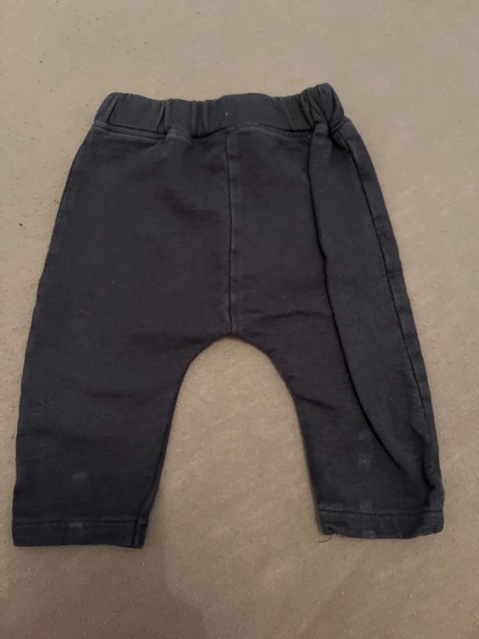 T-shirt / pantalon - photo numéro 3