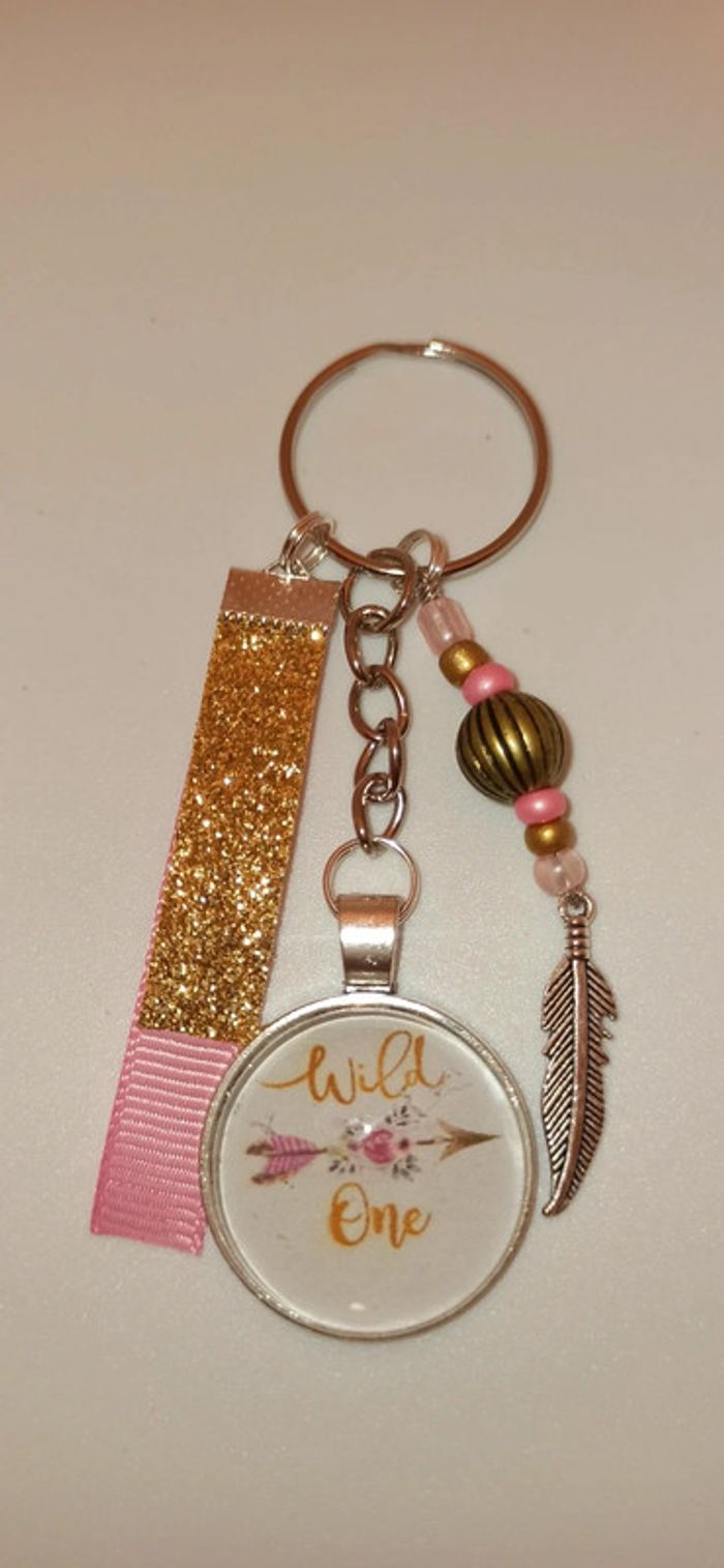 Porte clé message bijoux de sac " wild one"