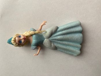 Figurine Elsa la reine des neiges 2013