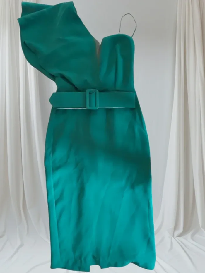 Magnifique robe T. 36 neuve avec étiquette - photo numéro 4