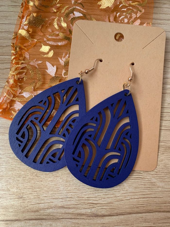 Boucles d’oreilles pendantes - photo numéro 2