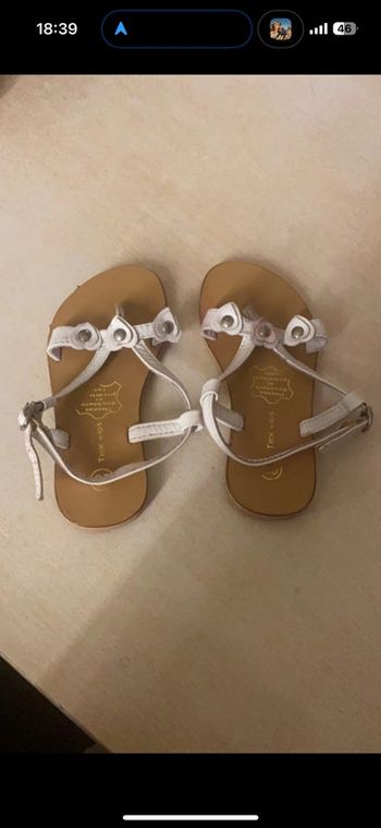 Sandales / nu pieds Taille 25 Blanche
