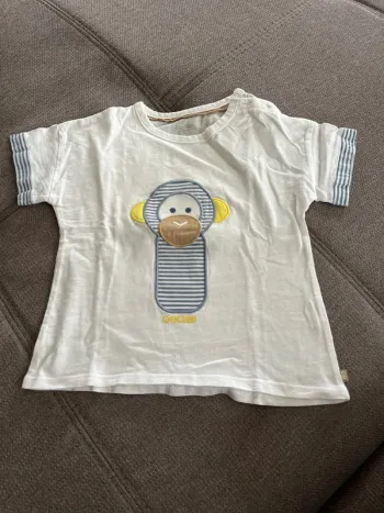 TEE shirt