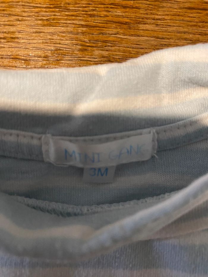 T-shirt col roulé bleu et blanc - photo numéro 2