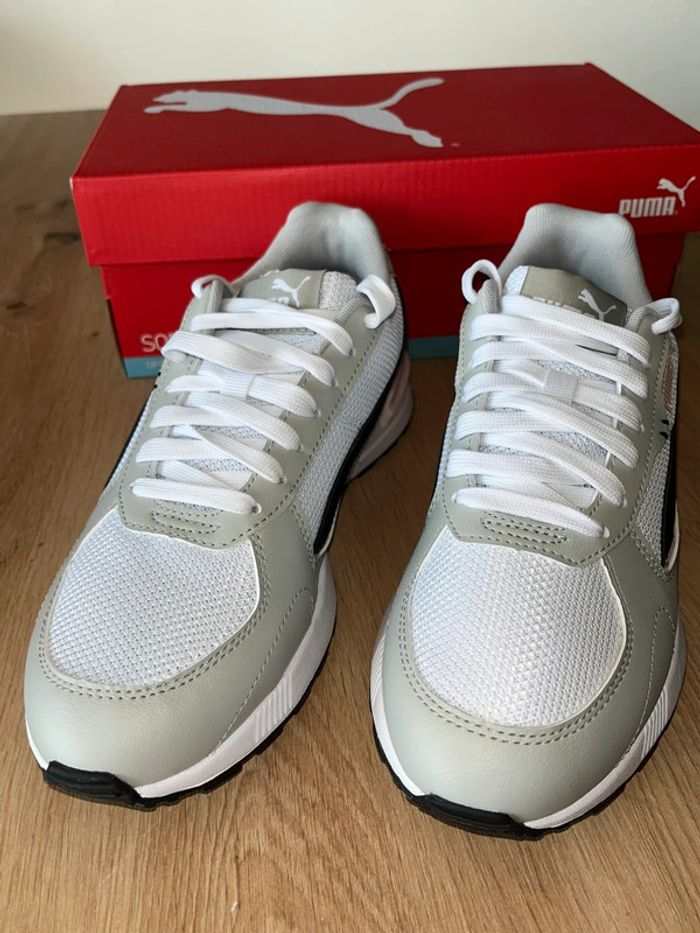 Baskets Sneakers Puma Neuves Taille 37.5 - photo numéro 3