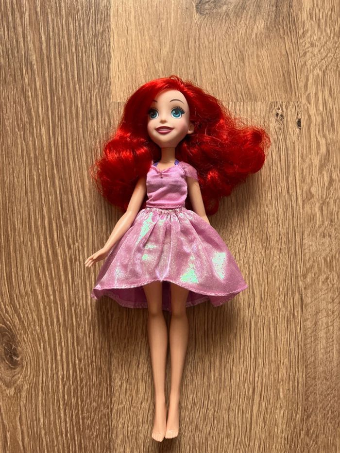 Poupée Barbie La petite sirène Disney - photo numéro 2