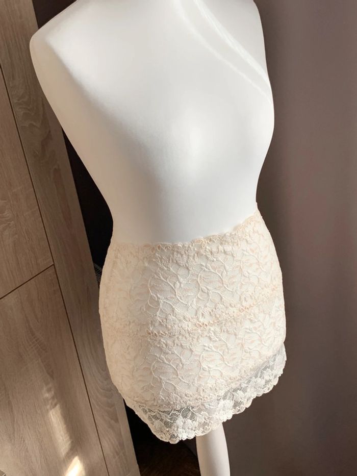 Jupe lingerie dentelle beige L - photo numéro 3