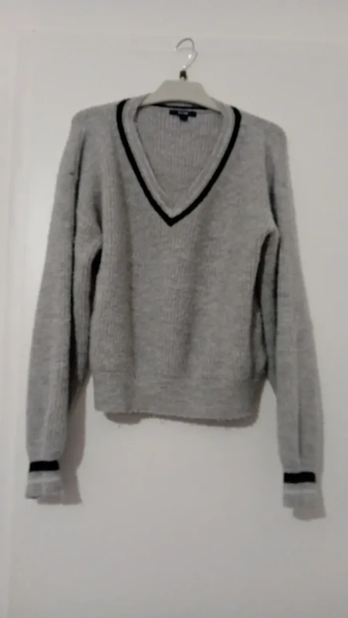 Pull femme col v