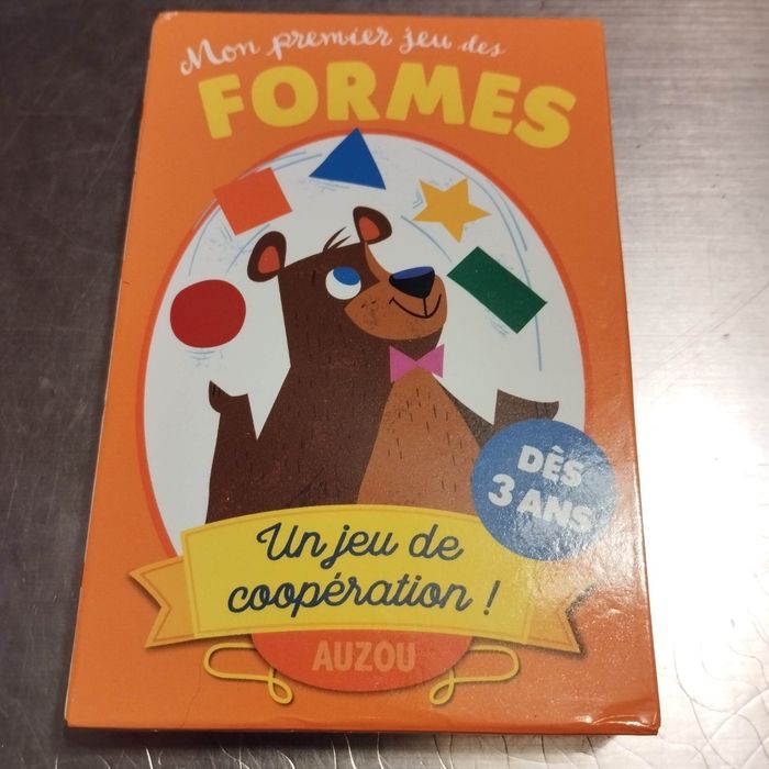 Jeux Auzou formes couleurs éveil enfant bébé