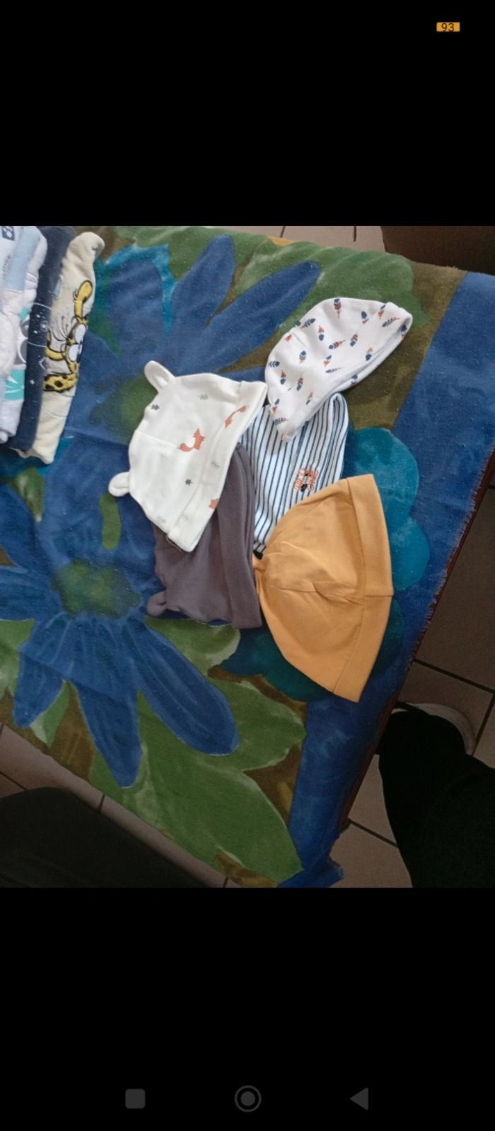Bonnets de naissance