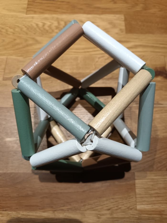 Balle de préhension en bois