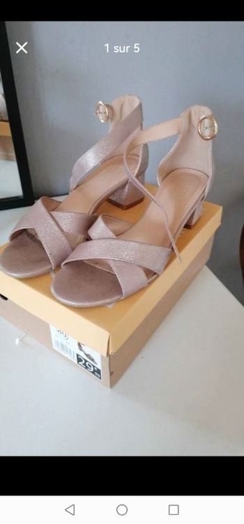 Nu pieds rose, paillettes, 40