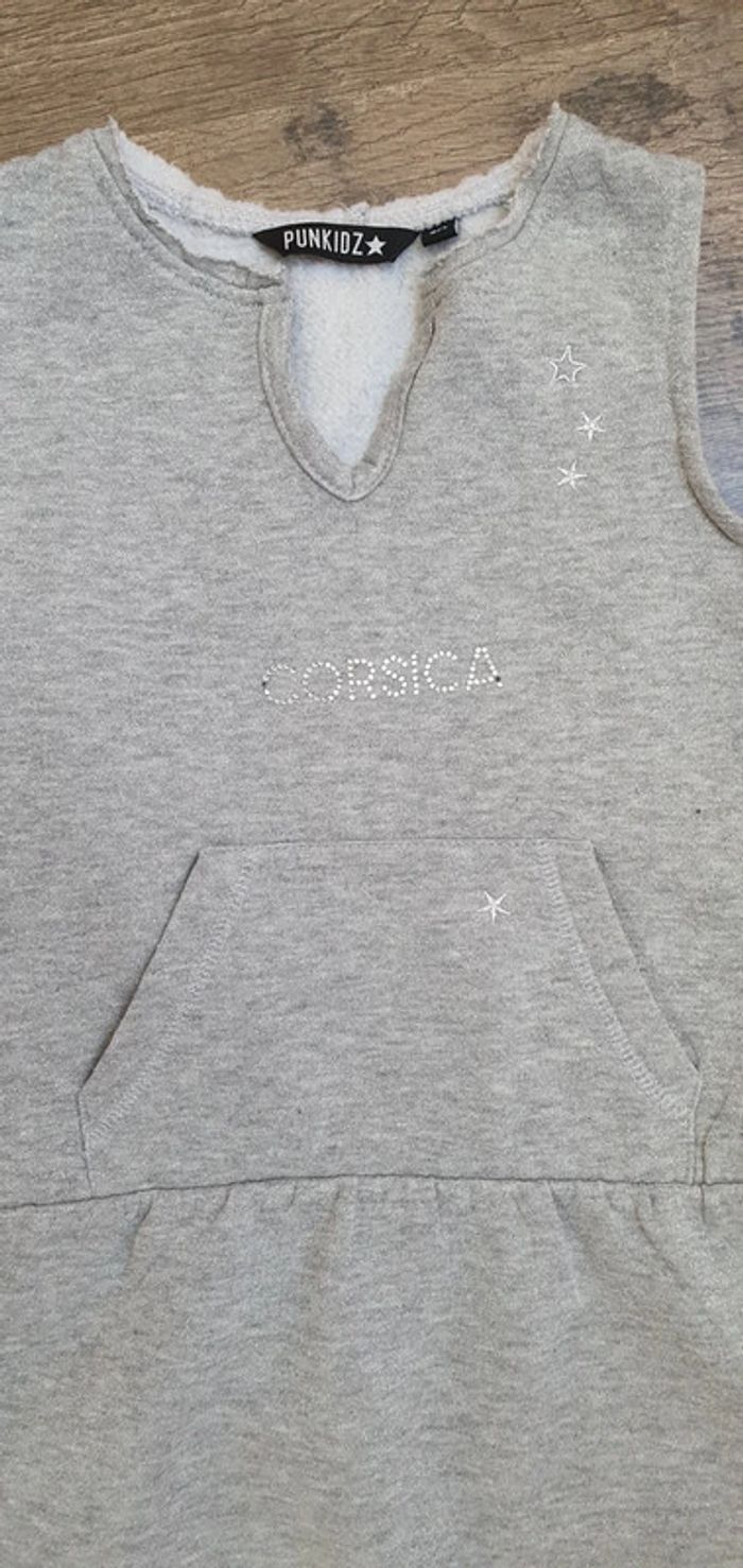 Robe grise - photo numéro 2