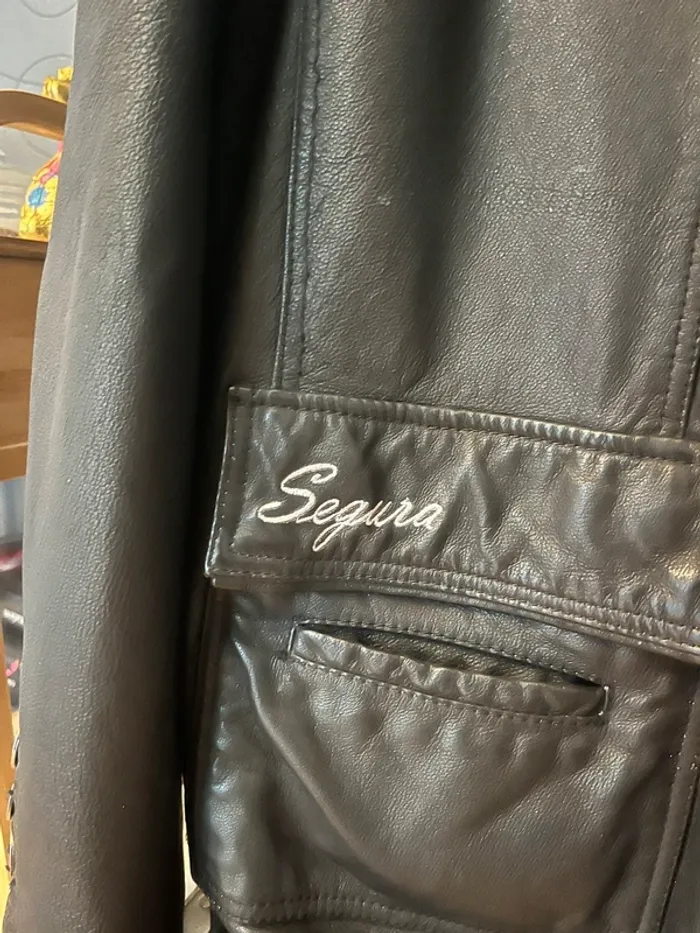 Veste de moto en cuir - photo numéro 3