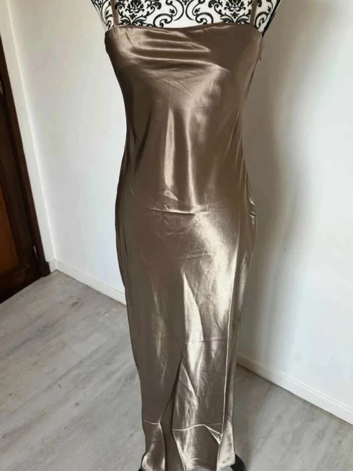 Robe de soirée en satin 38 - photo numéro 2