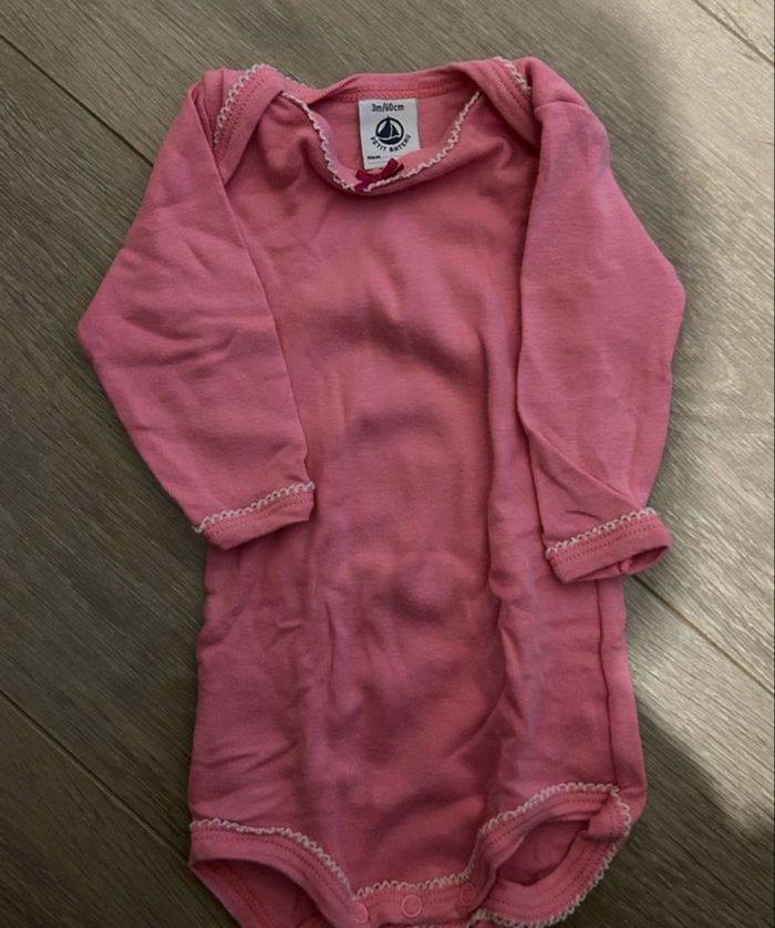 Lot de bodies - photo numéro 9