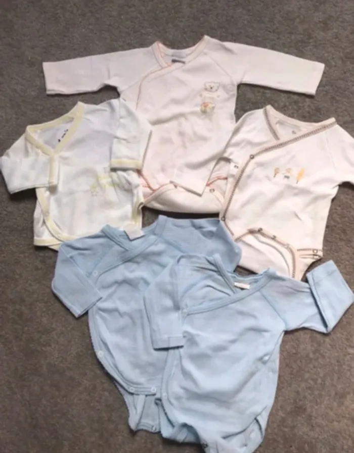Lot de 5 bodys 1 mois