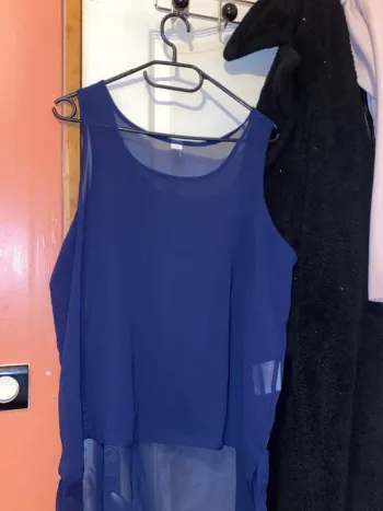 Blouse sans manche bleu marine taille L