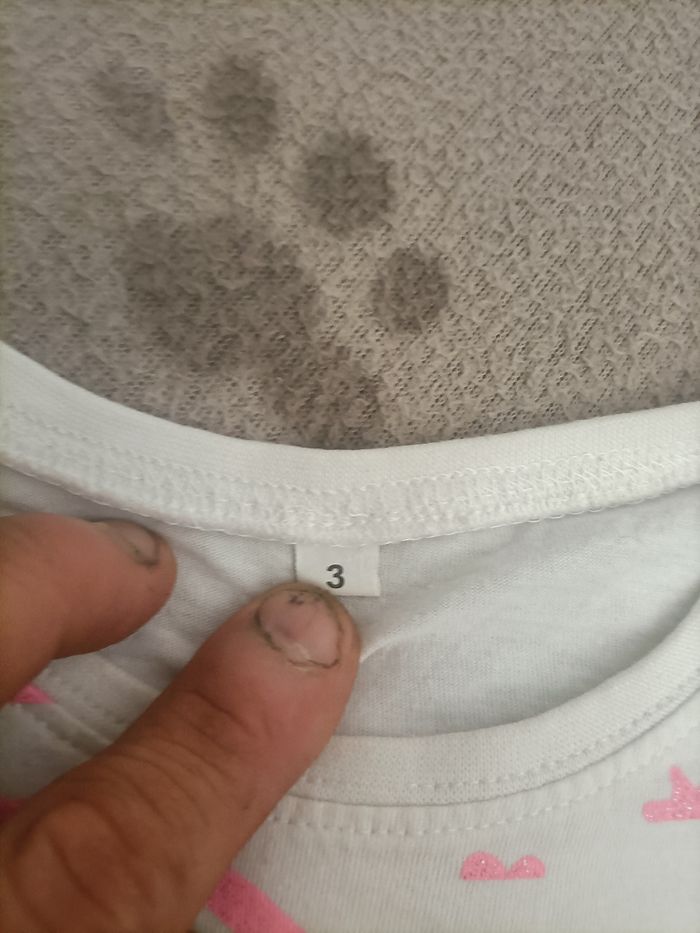 T shirt fille taille 3 ans en très bonne état - photo numéro 2