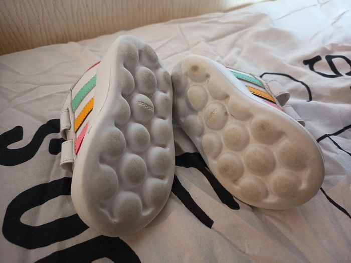 Chaussures adidas 21 - photo numéro 3