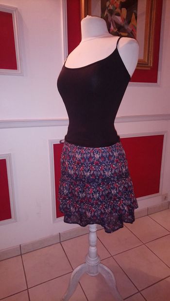 Jupe à fleurs etam bleu neuve t 38