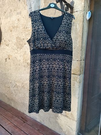 Robe neuve taille 46
