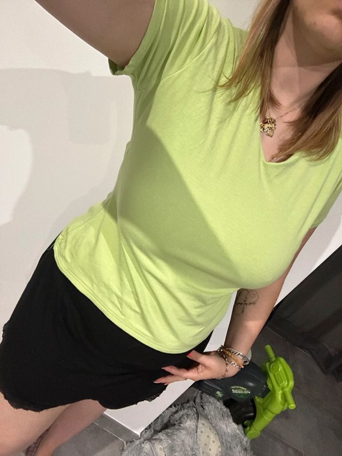 Teeshirt col V vintage T40-42 - photo numéro 2