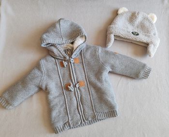 Gilet veste manteau polaire molletonné et bonnet