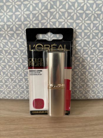Rouge à Lèvres Color Riche "N°335"