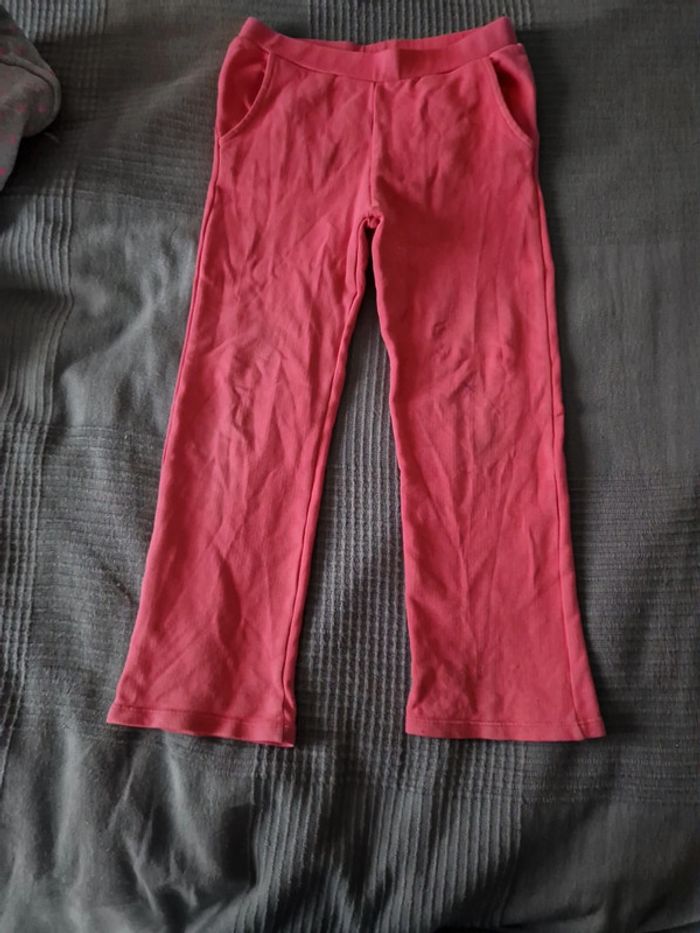 Pantalon rose et gilet à capuche gris - photo numéro 3