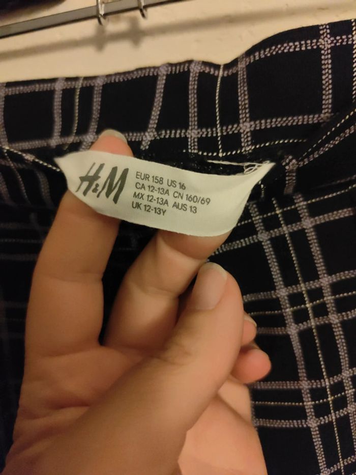 Pantalon noir quadrillé mauve H&M - photo numéro 2