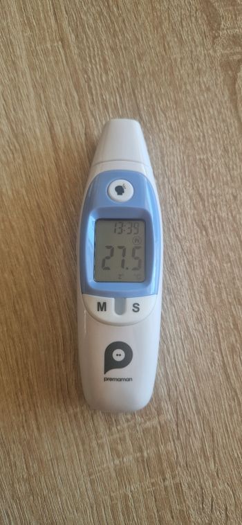 Thermomètre 4 en 1