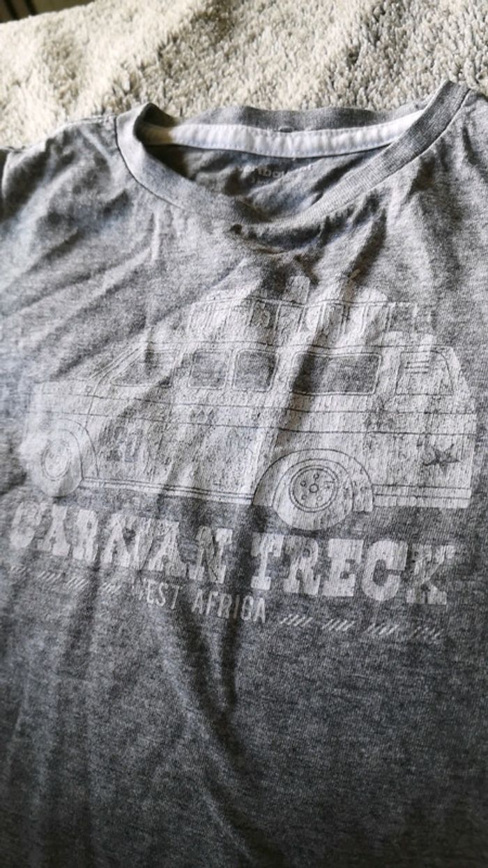 T-shirt 2 ans - photo numéro 3