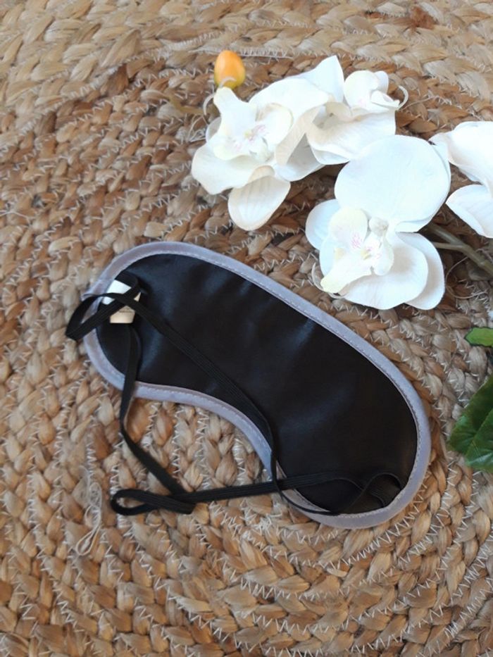 Masque pour les yeux en tissu - photo numéro 2